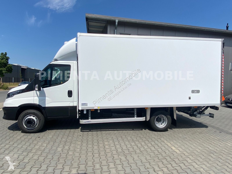 شاحنة Iveco 70C18A8P AUT LUF TK 2,46m BR LED...
