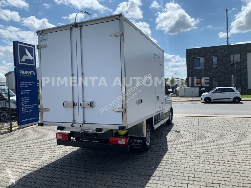 شاحنة Volkswagen 50 TK KOFFER -20°C TKING NAVI...