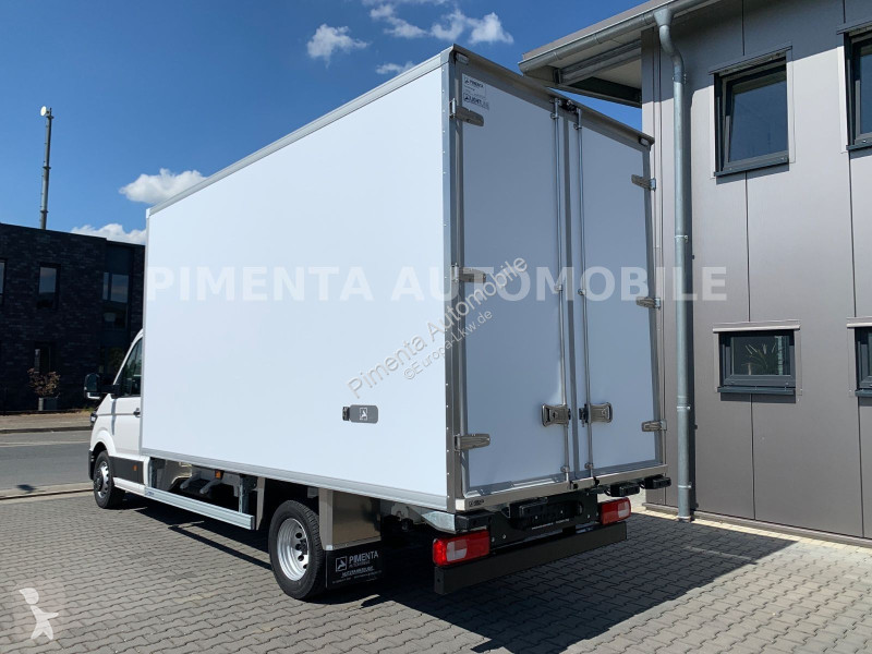 شاحنة Volkswagen 50 TRANSPORT KOFFER 2,40mH NAV...
