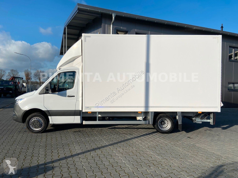 شاحنة Mercedes 517 5t TRANSPORTKOFFER 2,40mH...