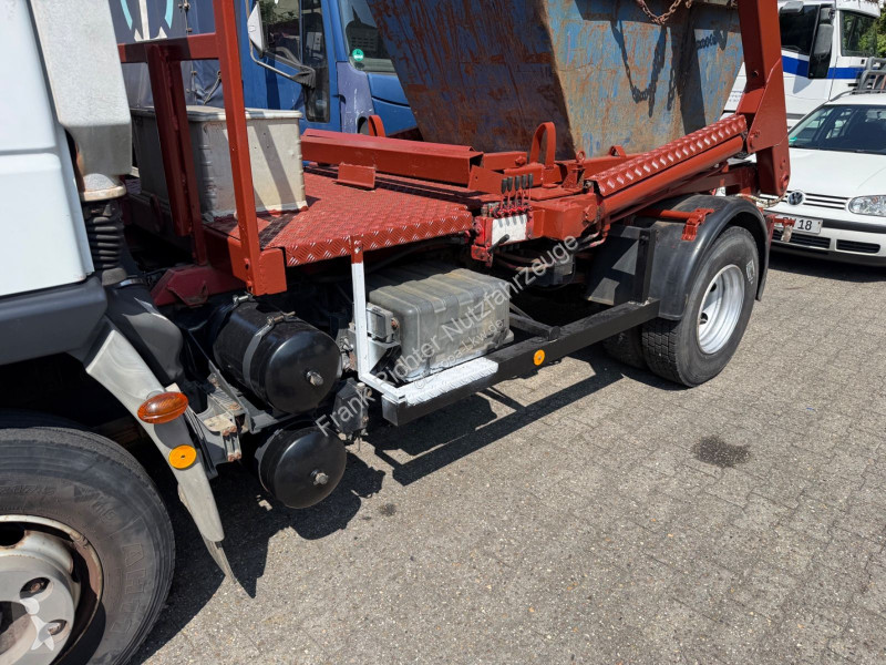 شاحنة Iveco 80E18 für Mini Container Tüv 7/27...