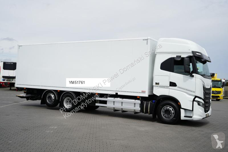 Camión Iveco / 420 / E 6 / KONTENER + WINDA /...