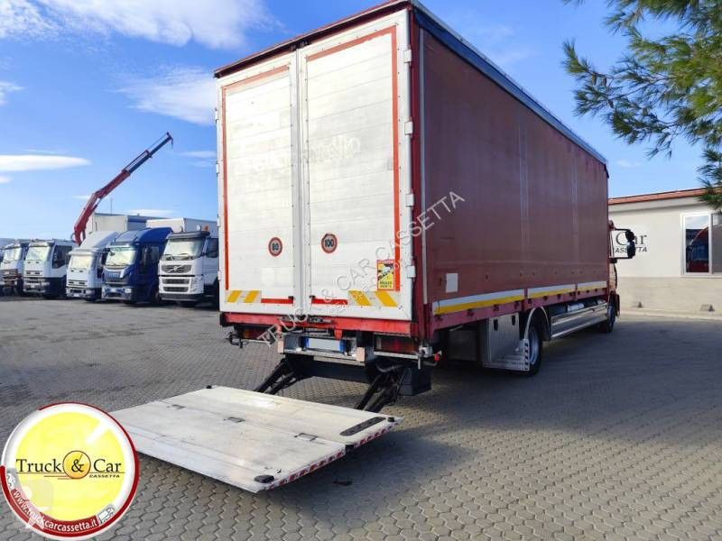 شاحنة Iveco