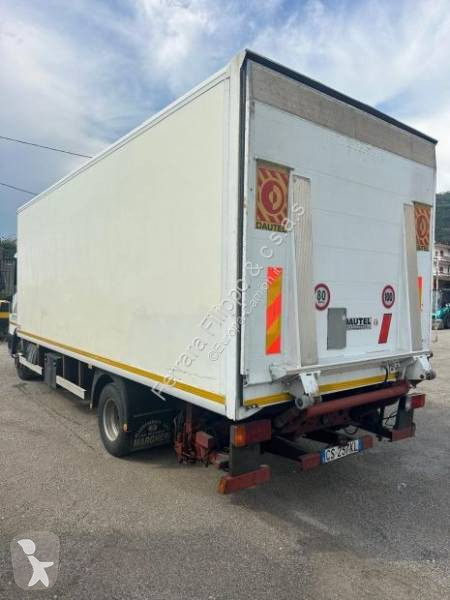شاحنة Iveco