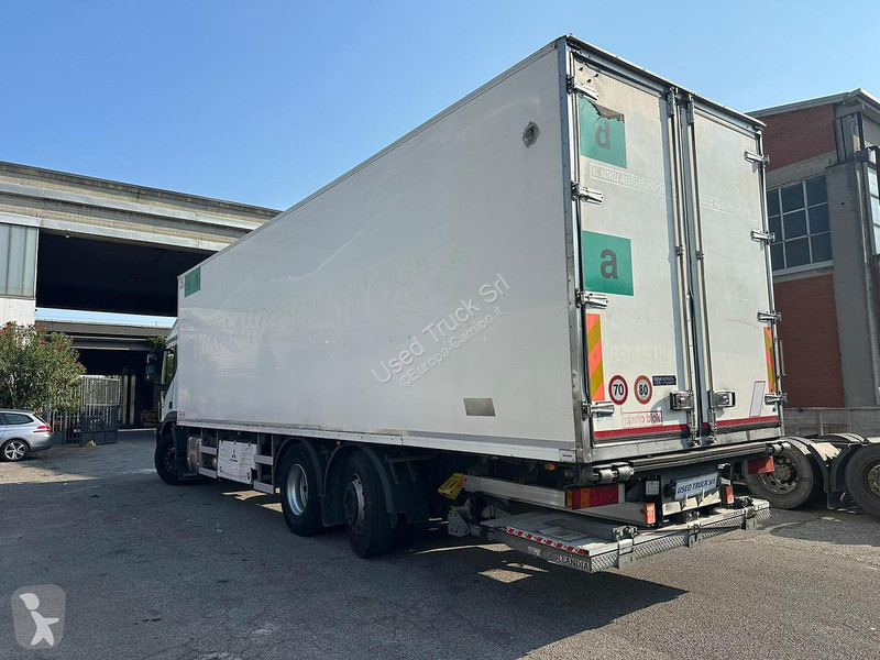 Camion Iveco 360