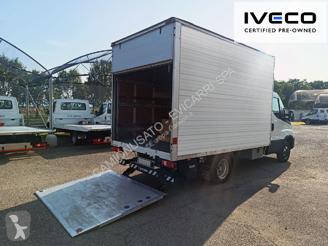 شاحنة Iveco DAILY 35C14