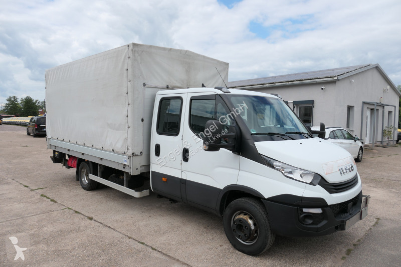Samochód dostawczy Iveco Daily 70C18H D70C DoKa...