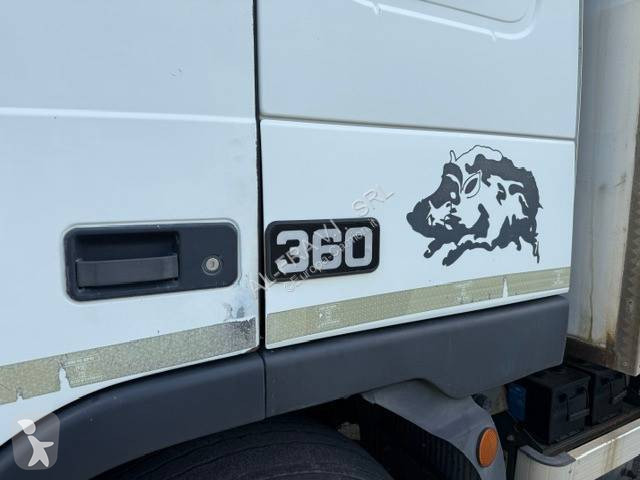شاحنة Volvo
