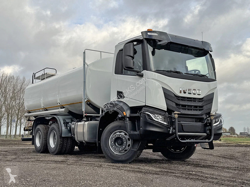 Camión Iveco AD380T43 AT Water Tank Truck (2...