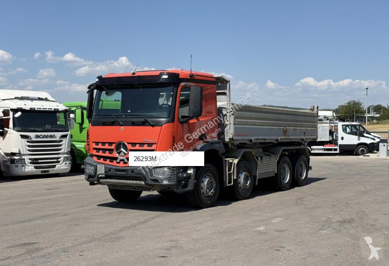 شاحنة Mercedes 3243
