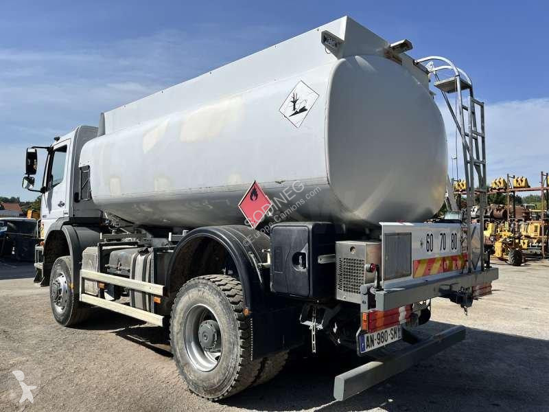 شاحنة Mercedes  AXOR 1833 4X4