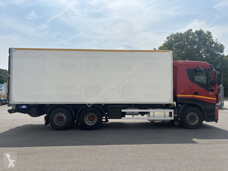 شاحنة Iveco 420 6x2*Kühlkofffer*Thermoking...