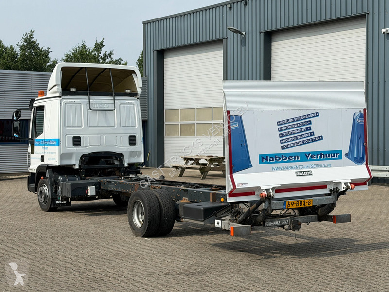 شاحنة Iveco EuroCargo 120 E22 4x2 Chassis Euro...