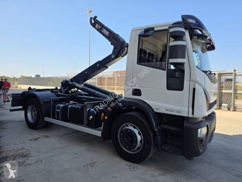 شاحنة Iveco