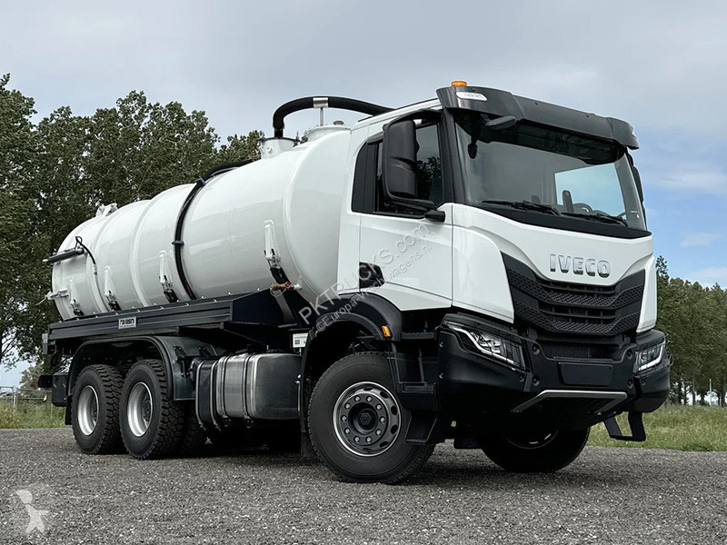 شاحنة Iveco AD380T43 AT Sewage Tank Truck