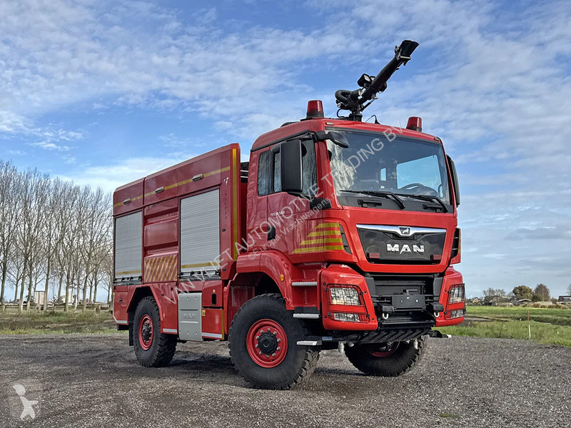 شاحنة MAN 18.500 BB Fire Fighter Truck (2 units)