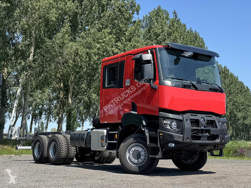 شاحنة Renault K P6X6 Medium Chassis Cabin (4...