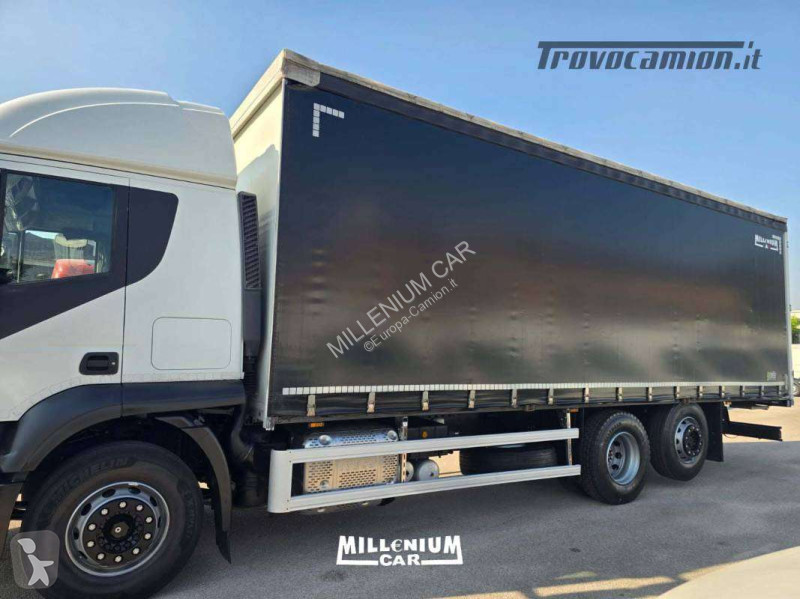 شاحنة Iveco 260S36 CENTINATO M 8,30 EURO 6