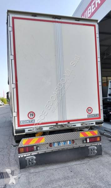شاحنة Iveco