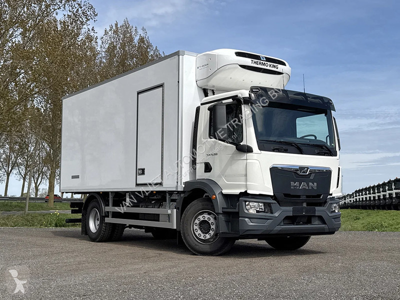 شاحنة MAN 18.250 Bb CH Refrigerated Box Truck