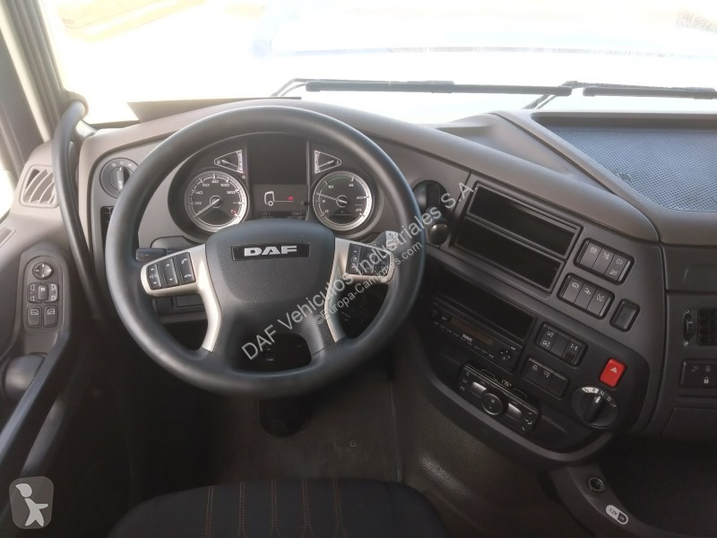 شاحنة DAF 480 FAR 6X2 R