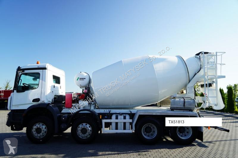 Betonárske zariadenie Mercedes AROCS 3240
