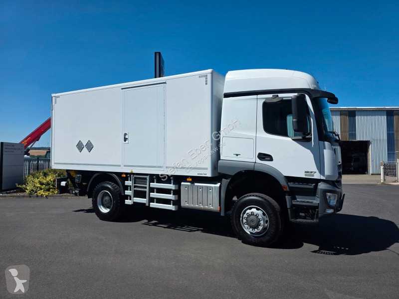 شاحنة Mercedes 1827 A 4x4 LBW Tür+Treppe Schalter
