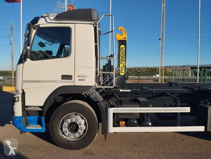 شاحنة Volvo