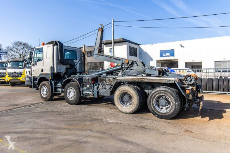Camión DAF 85410-8X4+MARREL 22T
