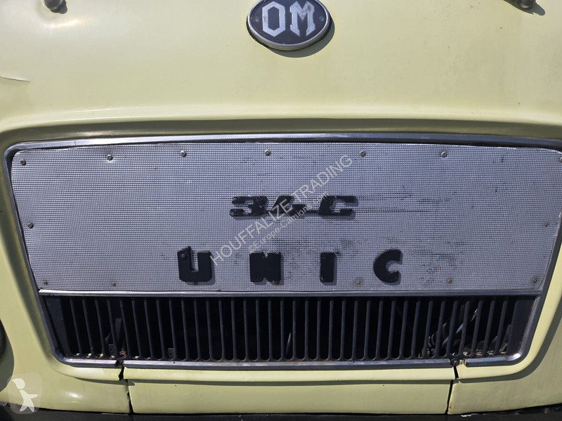 شاحنة Unic 34-C