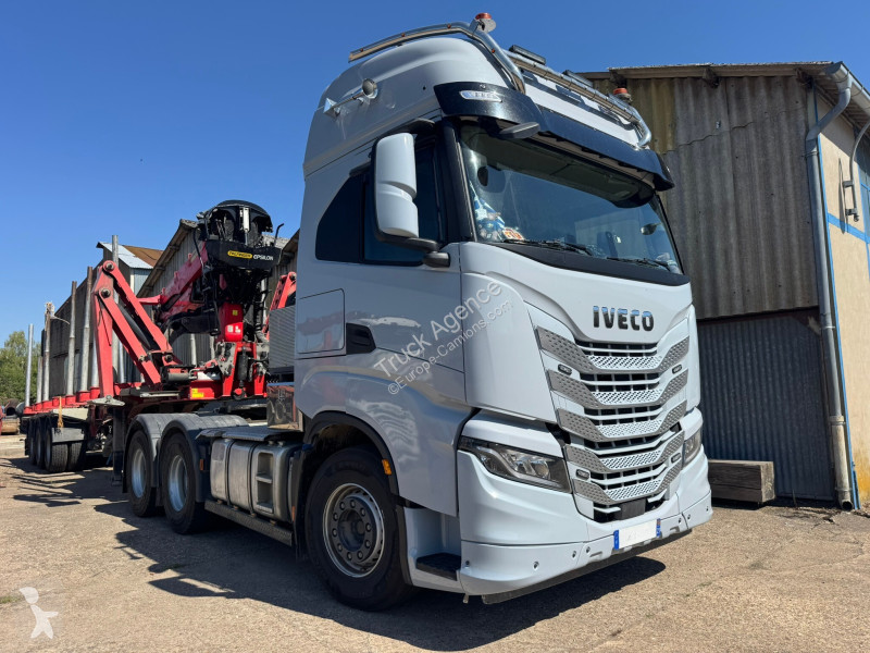 شاحنة Iveco  AS440X ON