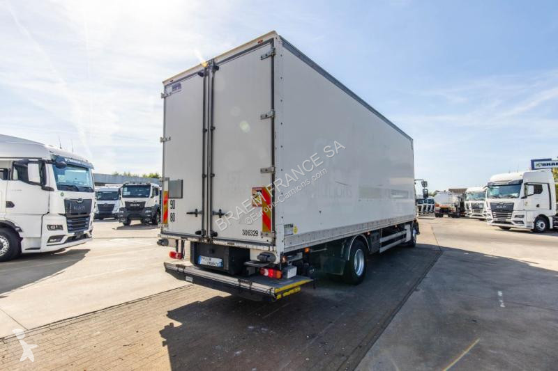 Camión Volvo 250+HAYON BAR 1.5T.