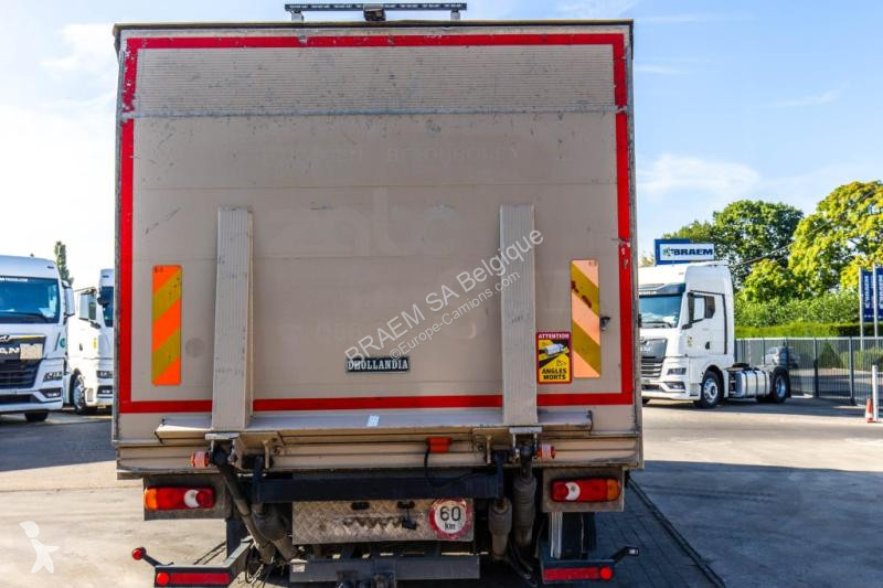 Camión Volvo 250+DHOLLANDIA 2T.