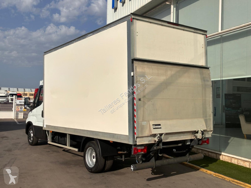 Iveco  35C16 3.0 20m3 van