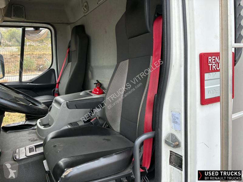 شاحنة Renault D Wide