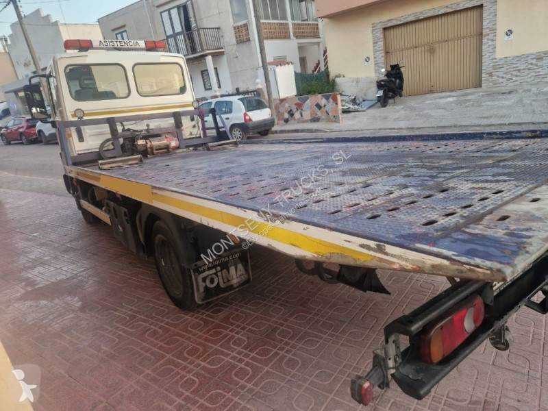 شاحنة Nissan