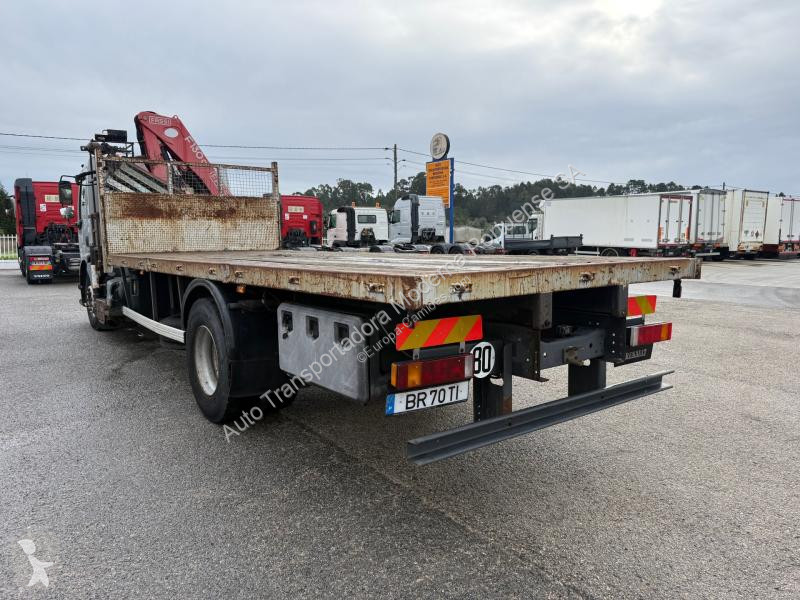شاحنة Renault 270 DCI