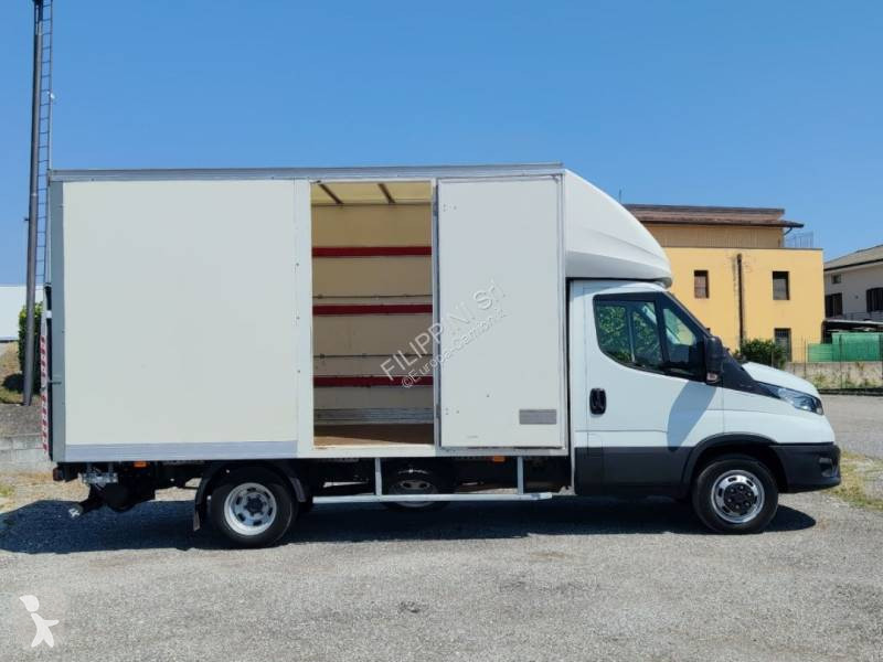 شاحنة Iveco