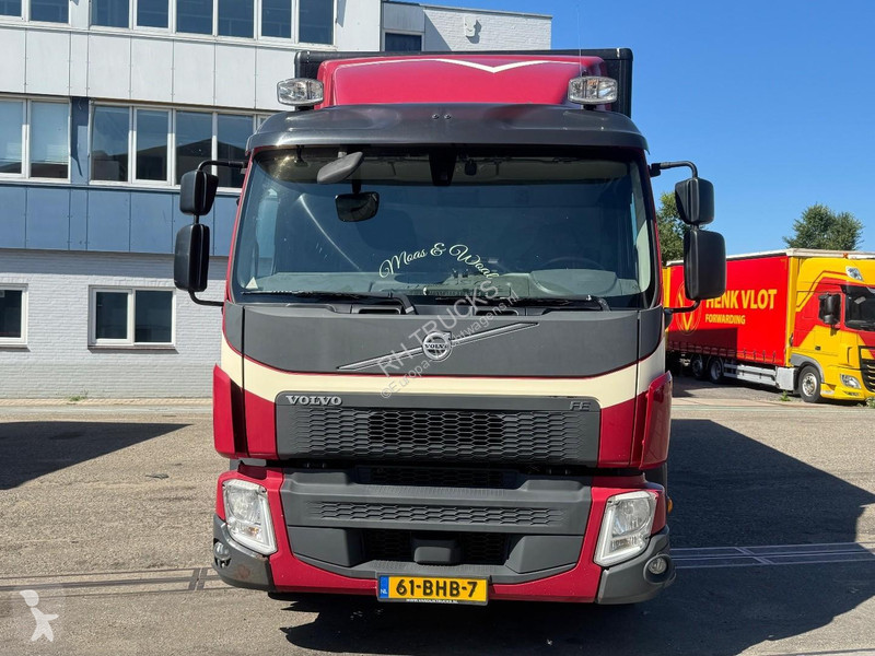 شاحنة Volvo 280 4X2 EURO 6 + DHOLLANDIA LIFT...