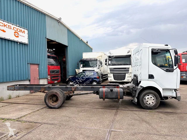 شاحنة Renault 180 4x2 FULL STEEL SUSPENSION...