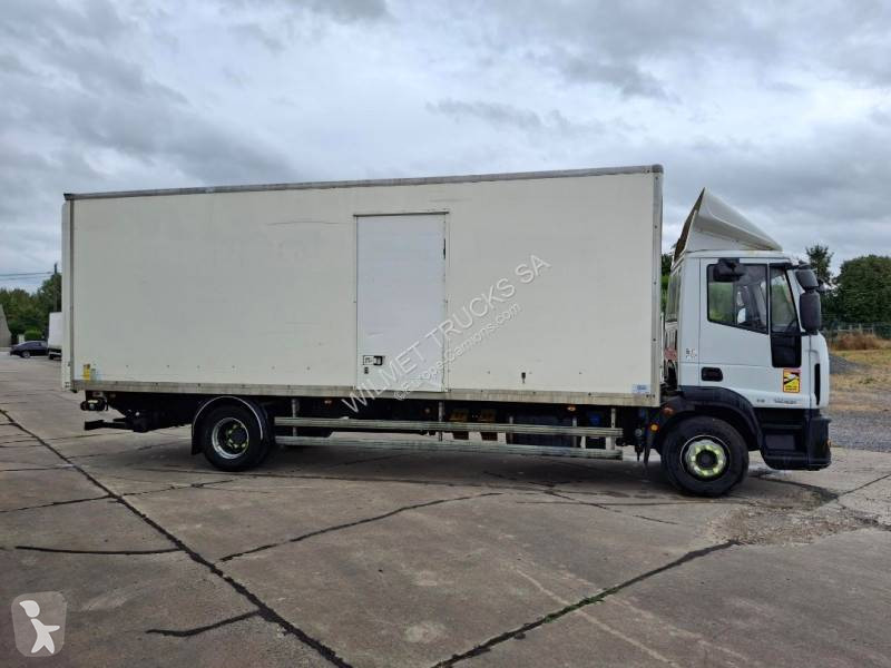 شاحنة Iveco