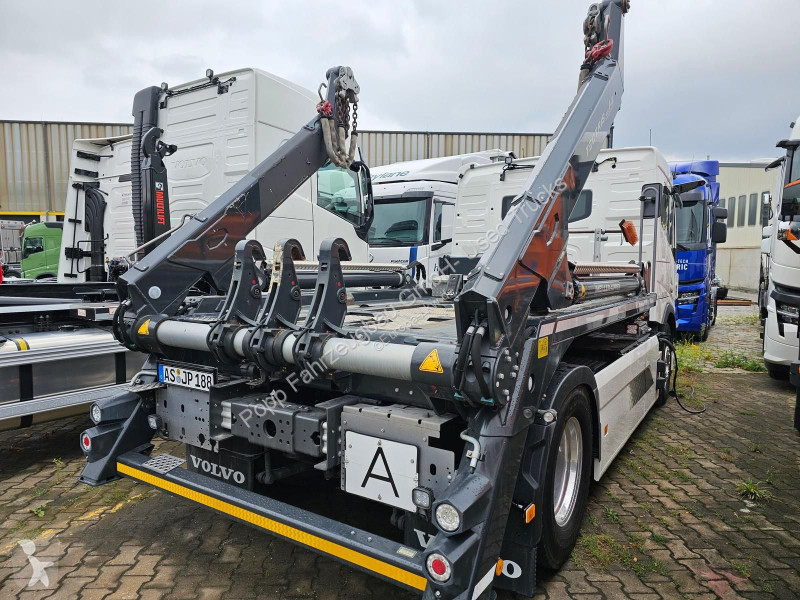 Camion Volvo 330 KW 4x2 *Meiler Absetzer,...