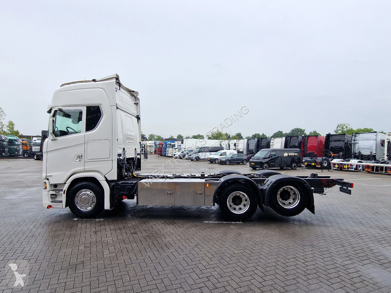 Грузовик Scania S730 V8 NGS Highline 6x2...