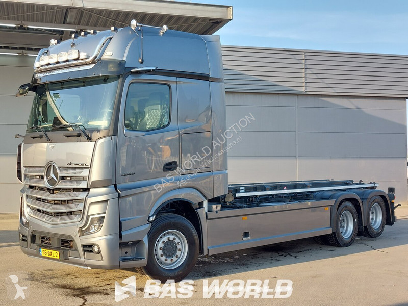 Грузовик Mercedes L L 2848