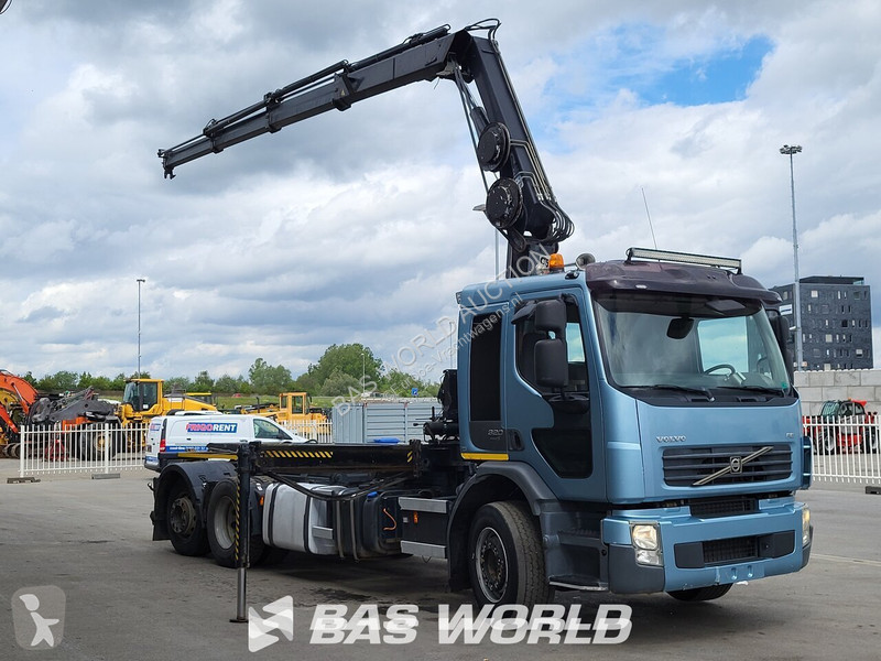 Camion Volvo 320