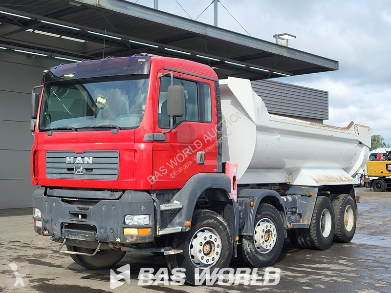 Camion MAN 35.D28