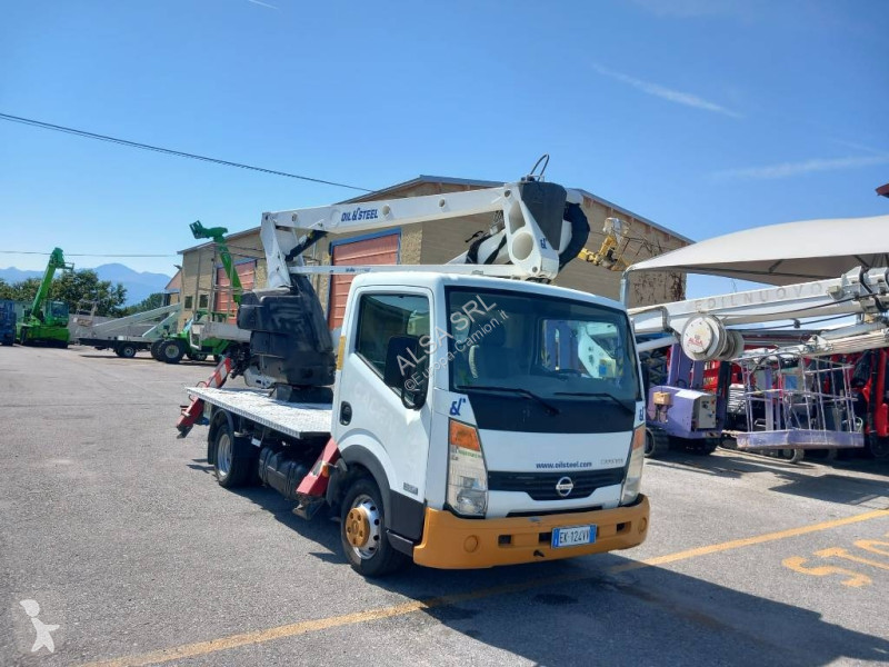 Camión Nissan 21.12