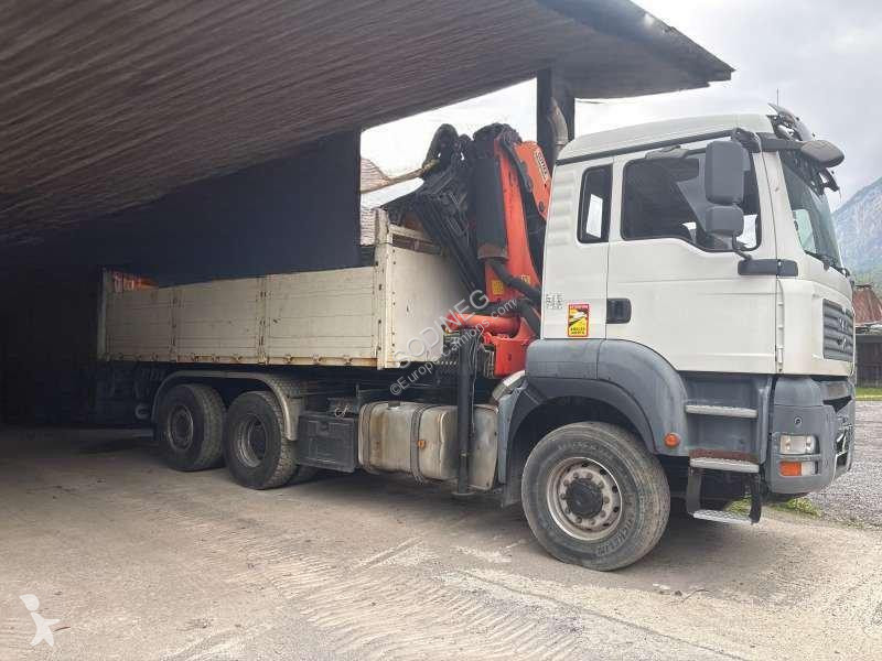 Camión MAN 26/440