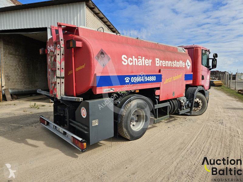 Camión Scania B4X2 AT