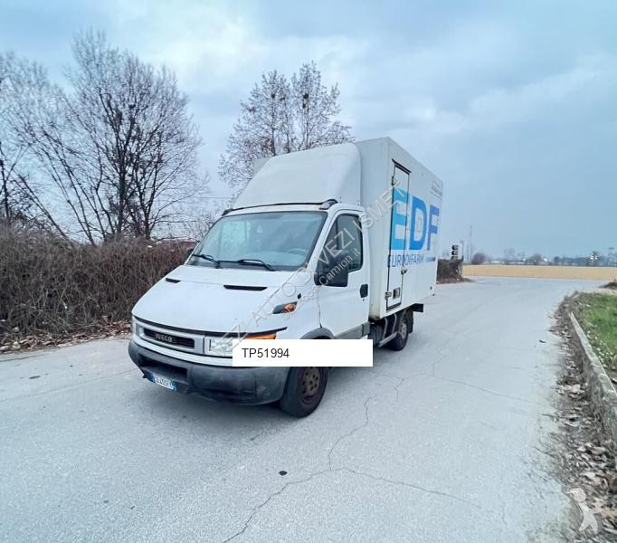 Camion Iveco frigo senza atp